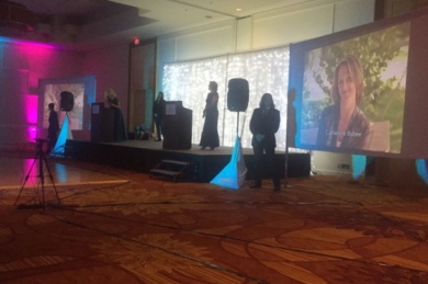 Projector-Tempoe-Entertainment-Conference